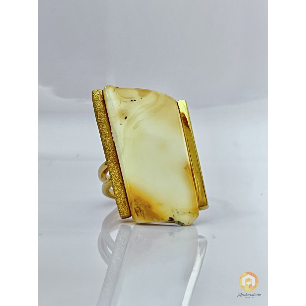 Unique Natural White Baltic Amber Ring 10.01 grams