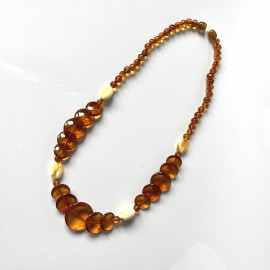Amber Necklace Red Color Amber Round Beads Necklace