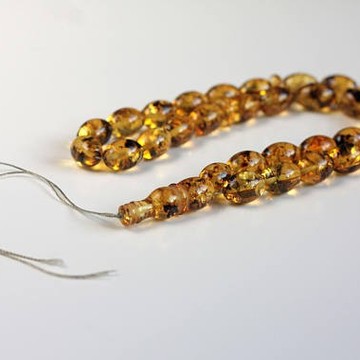 Misbaha Prayer - Baltic Amber Beads 29.93 grams olive beads light tea