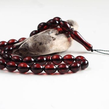 Baltic Amber Moslem Prayer Beads Olives Shape Red Cherry Color Chaplet 15.39 grams
