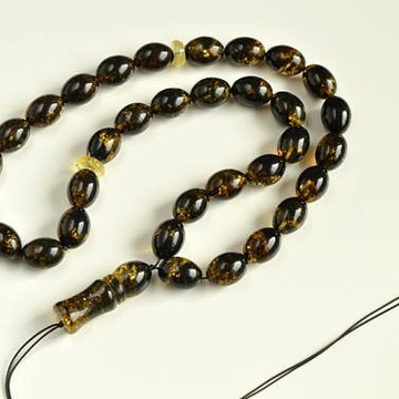 Baltic Amber Tespih Green Color Misbaha 33 Olive Beads 12 mm 59 g Handmade