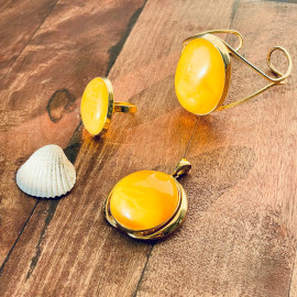 Bracelets Natural Yellow Amber Gold Surrounds