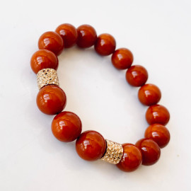 سوار العنبر العتيق: أناقة...