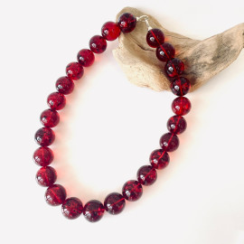 🎥 Big Red Beaded Necklace...