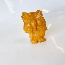 🎥 Sculpture of a Owl made of Baltic Amber