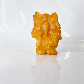 🎥 Sculpture of a Owl made of Baltic Amber