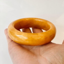 سوار مصنوع يدويًا من العنبر البلطيقي الطبيعي