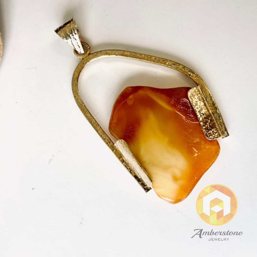 Premium Quality Genuine Baltic Amber Donut Pendant in Yellow Tiger