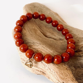 حجر العنبر سوارصنع...