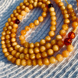 🎥 Egg Yolk Baltic Amber Mala Rosary Buddhist Mila Beads