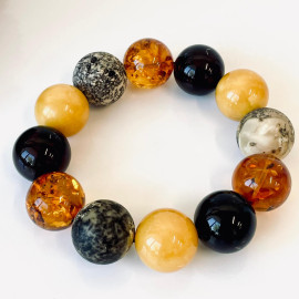 سوار العنبر العتيق: أناقة عتيقة من العنبر الطبيعي الألماني القديم