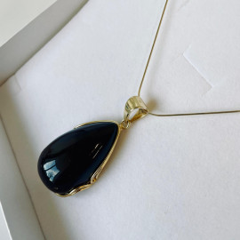 قلادة بسيطة من كهرمان البلطيق كونياك مع فضة مطلية بالذهب عيار 925، مصنوعة يدويًا