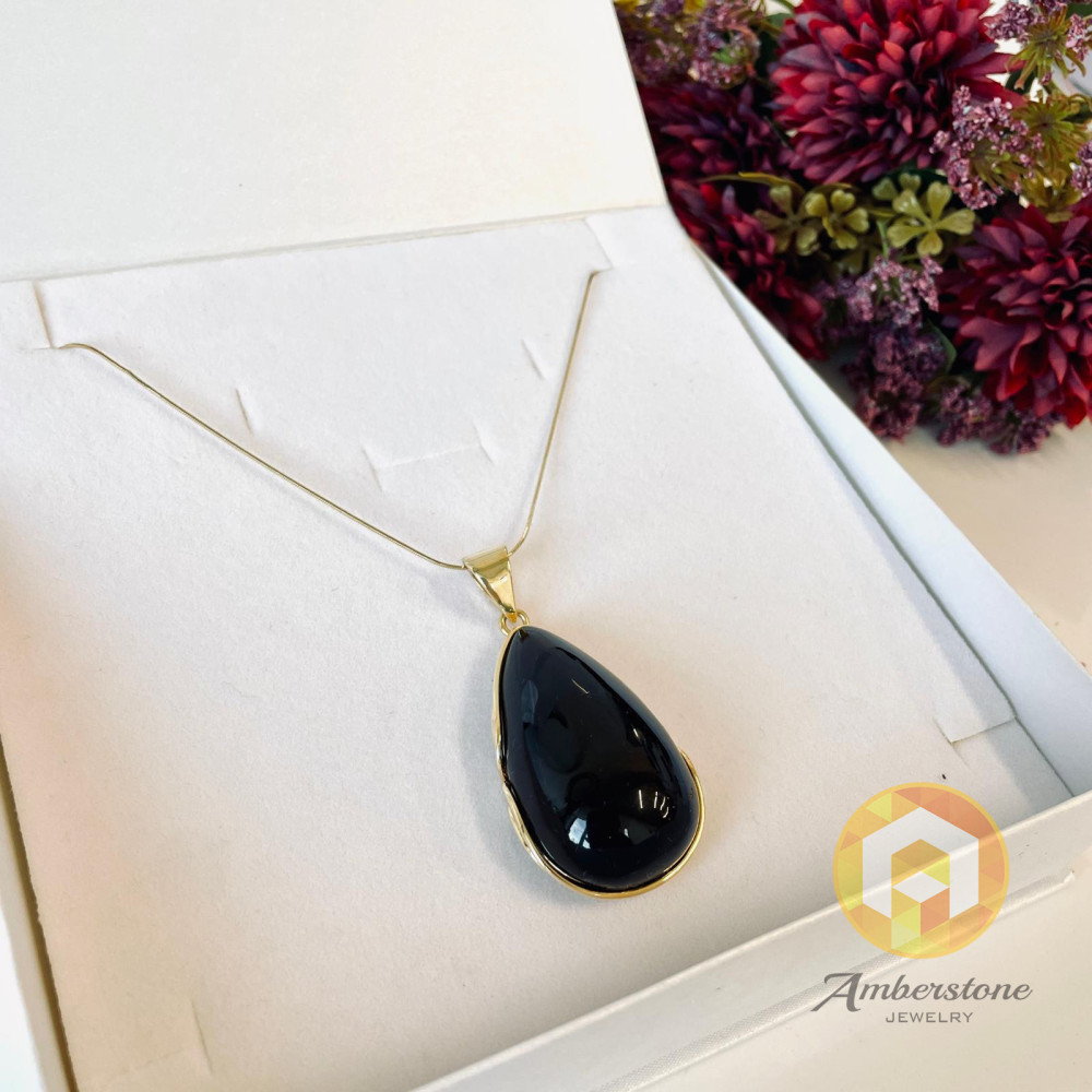 قلادة بسيطة من كهرمان البلطيق كونياك مع فضة مطلية بالذهب عيار 925، مصنوعة يدويًا