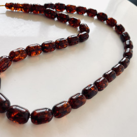 Red Cognac / Deep Tea with Shell Baltic Amber Prayer Beads