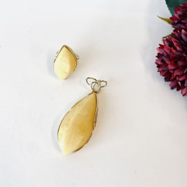 Premium Quality Genuine Baltic Amber Donut Pendant in Yellow Tiger