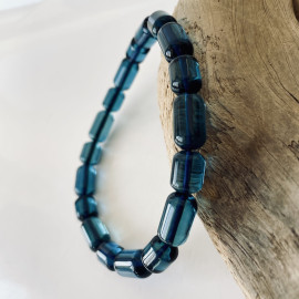 سوار العنبر العتيق: أناقة عتيقة من العنبر الطبيعي الألماني القديم