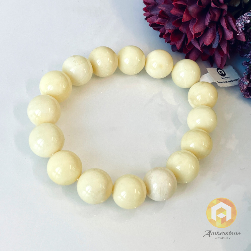 NEW Bracelet made of White Baltic Amber, 13 mm beads