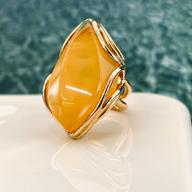 Natural Egg Yolk Baltic Amber Ring with Gold-plated 925 Silver