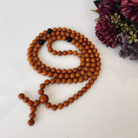 مسبحة صلاة بوذية، عنبر بلطيقي عتيق مع فواصل كرزية، عنبر مالا