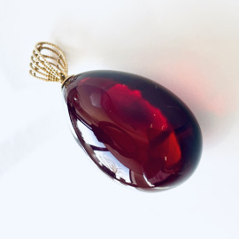 Premium Quality Genuine Baltic Amber Donut Pendant in Yellow Tiger