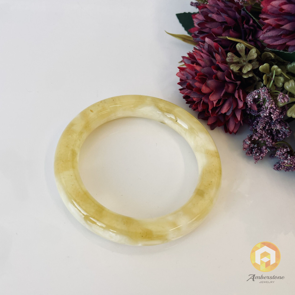 copy of Cognac / Yellow Baltic Amber Bracelet 41.50 grams