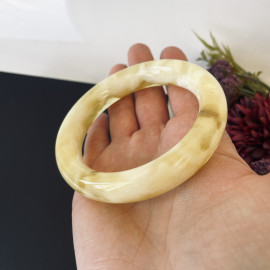 copy of Cognac / Yellow Baltic Amber Bracelet 41.50 grams