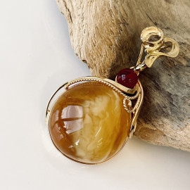 Premium Quality Genuine Baltic Amber Donut Pendant in Yellow Tiger