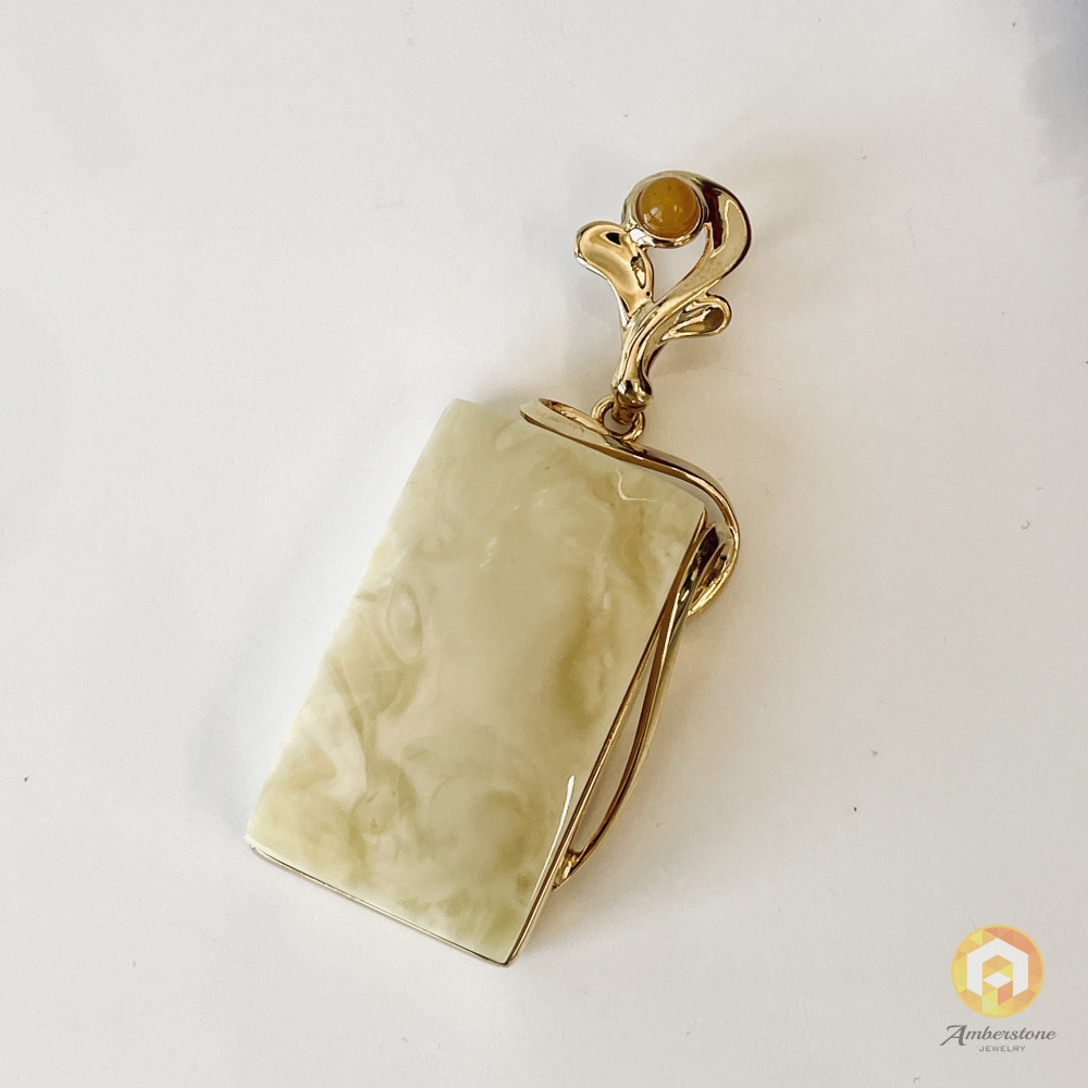 Premium Quality Genuine Baltic Amber Donut Pendant in Yellow Tiger