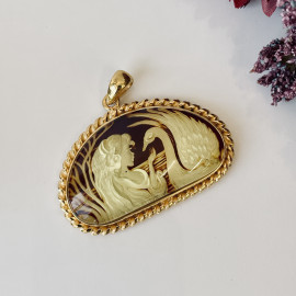 Premium Quality Genuine Baltic Amber Donut Pendant in Yellow Tiger