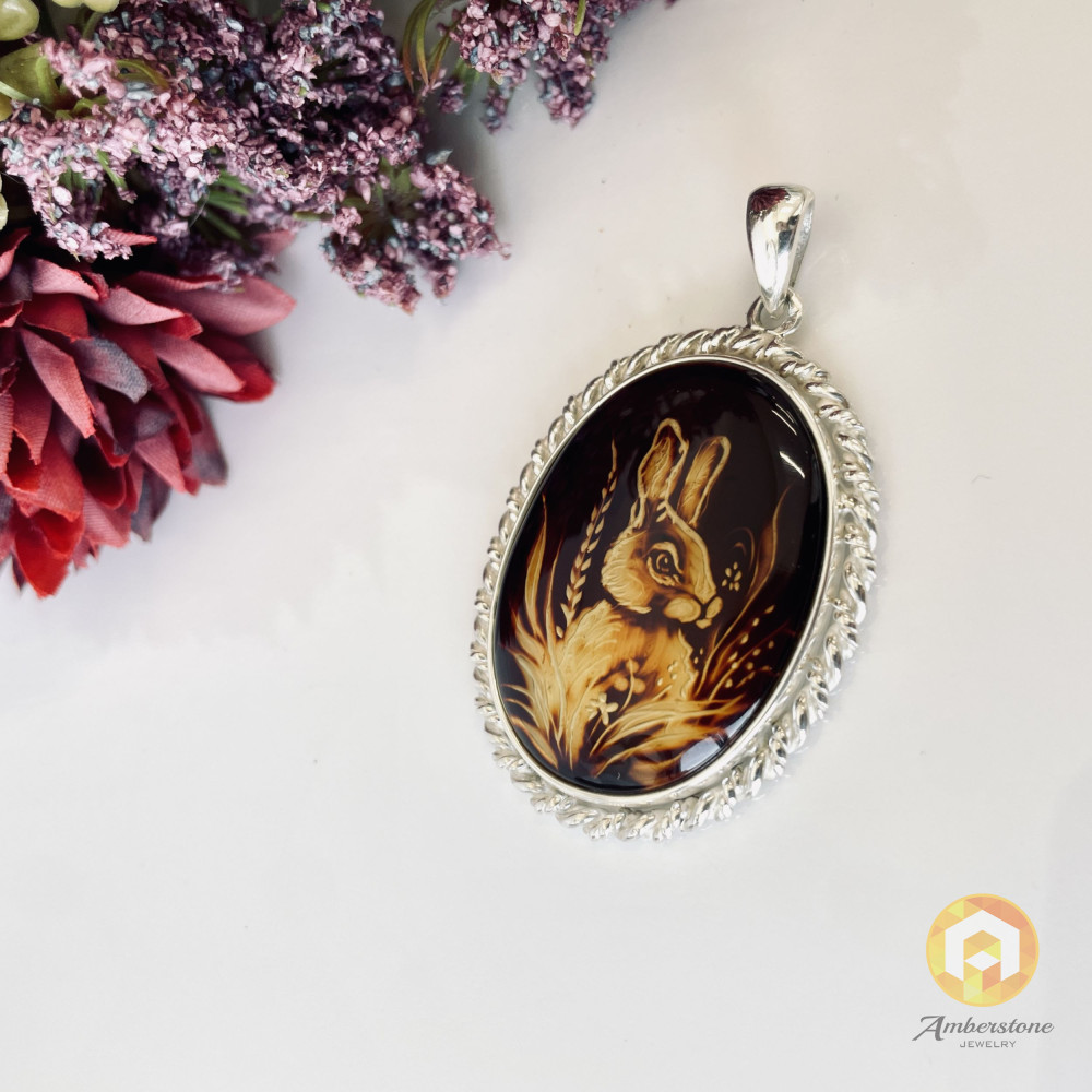 Premium Quality Genuine Baltic Amber Donut Pendant in Yellow Tiger