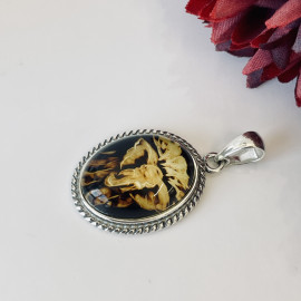 Elephant Engraved Baltic Amber Pendant – Hand-Carved Natural Amber in Sterling Silver