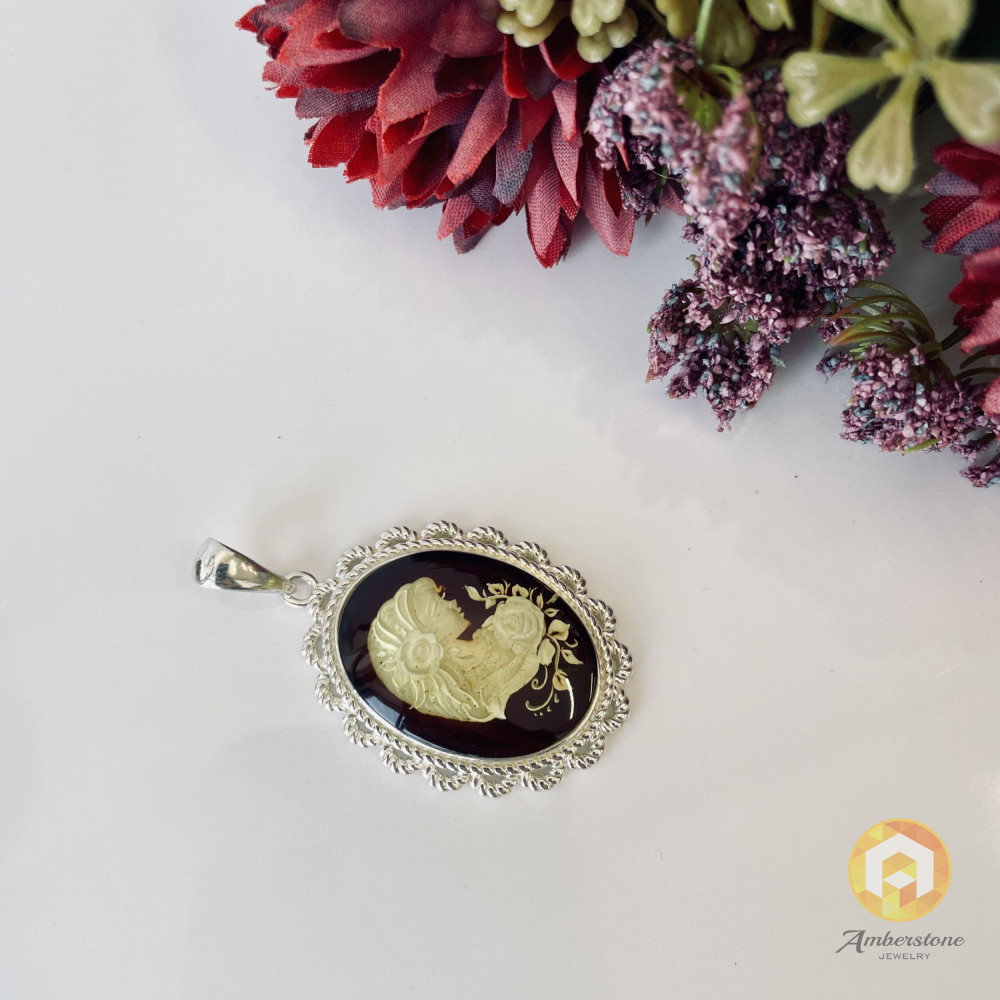 Premium Quality Genuine Baltic Amber Donut Pendant in Yellow Tiger