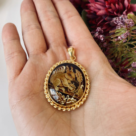 Premium Quality Genuine Baltic Amber Donut Pendant in Yellow Tiger