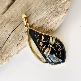 Premium Quality Genuine Baltic Amber Donut Pendant in Yellow Tiger