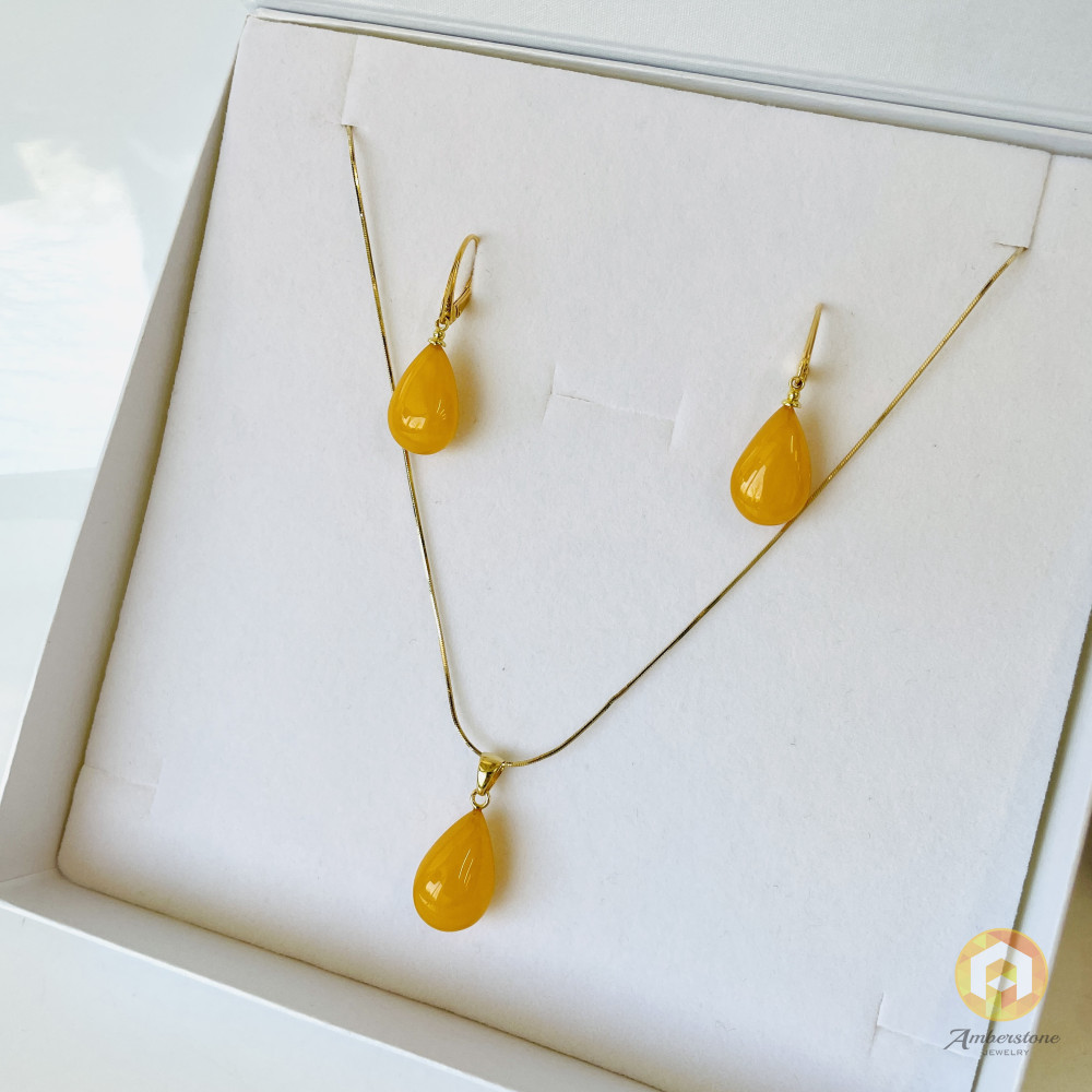 Yellow Baltic Amber Earrings with Pendant, Natural Amber Gold-Plated English Hooks