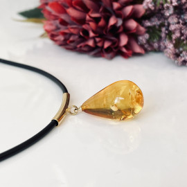 Premium Quality Genuine Baltic Amber Donut Pendant in Yellow Tiger