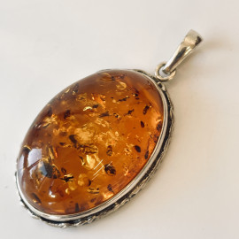 قلادة بسيطة من كهرمان البلطيق كونياك مع فضة مطلية بالذهب عيار 925، مصنوعة يدويًا