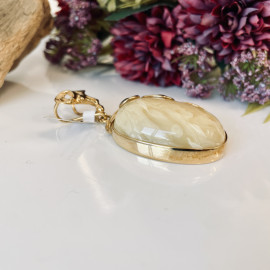 Premium Quality Genuine Baltic Amber Donut Pendant in Yellow Tiger