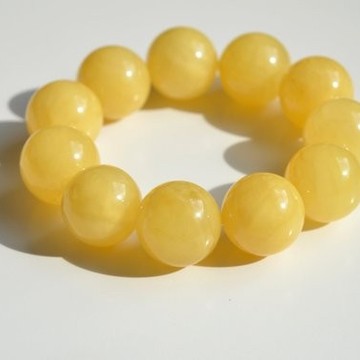 Butterscotch Amber Bracelet with 22 mm Amber Beads, Natural Baltic Amber Bracelet