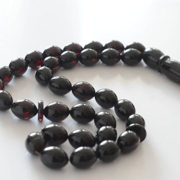 Red Cherry Baltic Amber Prayer Beads 31.90 grams