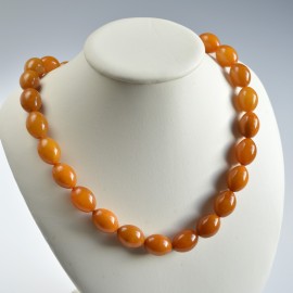 Antique Baltic Amber Necklace Olives beads 48 cm 53 grams