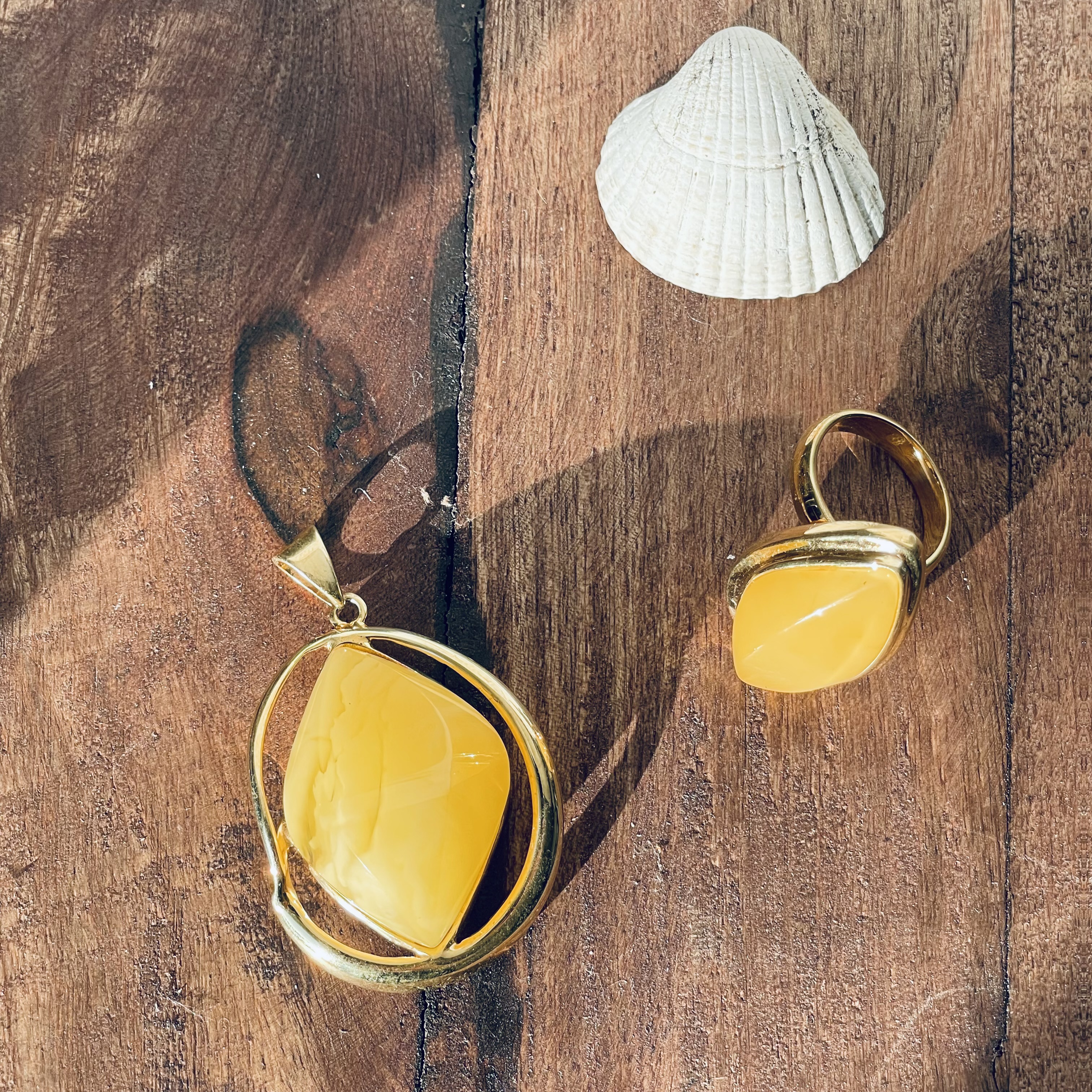 amber jewelry
